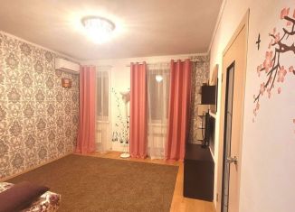 Сдается 1-ком. квартира, 35 м2, Калуга, Азаровская улица, 40к1, Московский округ