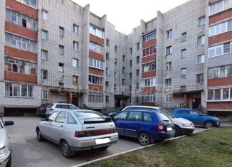 Продаю 2-комнатную квартиру, 47.8 м2, Калуга, улица Шахтёров, 13