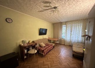 Сдается комната, 18 м2, Санкт-Петербург, Пискарёвский проспект, 10к2, метро Площадь Ленина