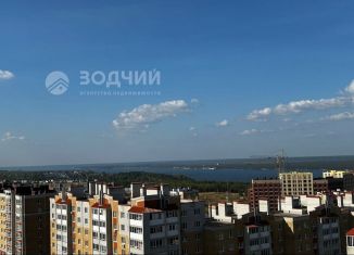 Трехкомнатная квартира на продажу, 80 м2, Чебоксары, улица Композитора А.М. Токарева, 4