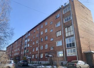 Продается трехкомнатная квартира, 59.4 м2, Новокузнецк, улица Дузенко, 18