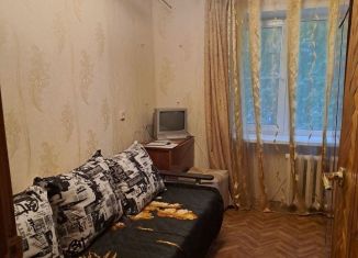 Сдаю в аренду комнату, 9 м2, Таганрог, улица Москатова, 11