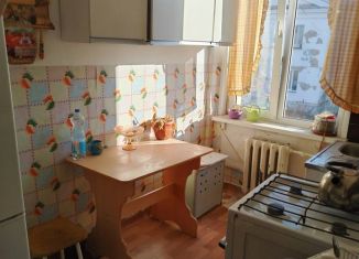 Сдаю двухкомнатную квартиру, 50 м2, Копейск, Томская улица, 19