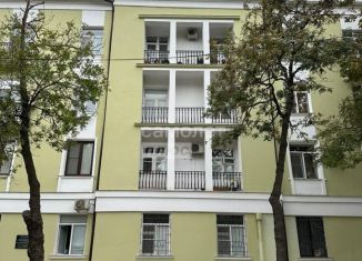 Продается 3-комнатная квартира, 92 м2, Махачкала, проспект Расула Гамзатова, 2, Советский район