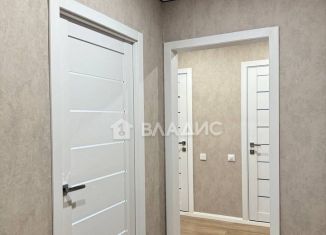 Продам 2-комнатную квартиру, 50 м2, Казань, улица Адоратского, 8