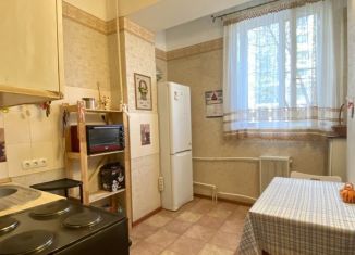 Продажа 2-комнатной квартиры, 50 м2, Балашиха, улица Карла Маркса, 16А