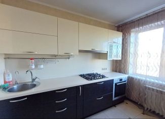 Сдаю 3-комнатную квартиру, 61 м2, Раменское, улица Чугунова, 34