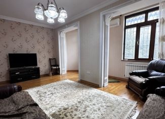 Продам трехкомнатную квартиру, 92 м2, Махачкала, улица Айвазовского, 6Е, Советский район