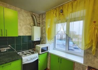 Продаю 1-комнатную квартиру, 32 м2, Казань, улица Горьковское Шоссе, 4