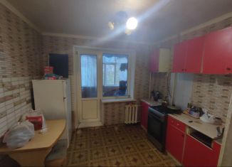 Продается двухкомнатная квартира, 54 м2, Кашира, улица Ленина, 11к2