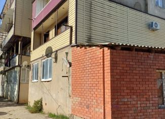 Продаю 3-комнатную квартиру, 95 м2, Дагестан, Солдатская улица, 71