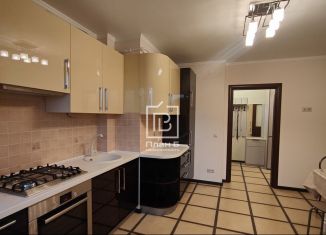 Сдается двухкомнатная квартира, 70 м2, Калуга, Теренинский переулок, 9