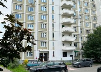 Продам 2-ком. квартиру, 57.2 м2, Москва, Кременчугская улица, 3к4, метро Славянский бульвар