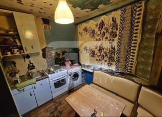 Продается трехкомнатная квартира, 70 м2, Брянск, улица Чернышевского, 72А