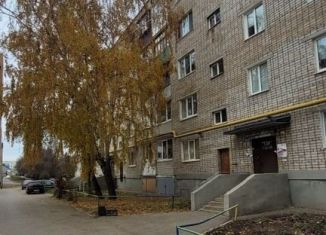 Продаю 2-комнатную квартиру, 49 м2, Туймазы, улица Чапаева, 6