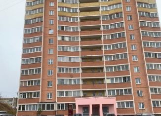 Продаю 2-ком. квартиру, 52 м2, Свердловская область, бульвар Юности, 24