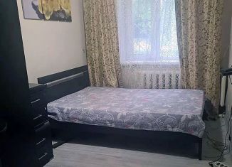 Сдам 2-ком. квартиру, 40 м2, Ростовская область, улица 15-я Линия, 87