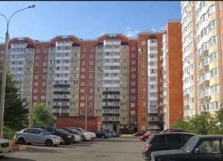 Сдача в аренду 2-ком. квартиры, 57 м2, Домодедово, улица Текстильщиков, 31