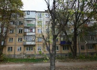 Продажа трехкомнатной квартиры, 60 м2, Самара, проспект Карла Маркса, 284, метро Победа