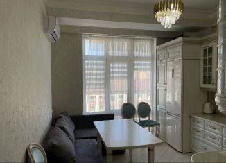 Продается 2-ком. квартира, 61.2 м2, Махачкала, улица Азиза Алиева, 8, ЖК Золотые Ключи