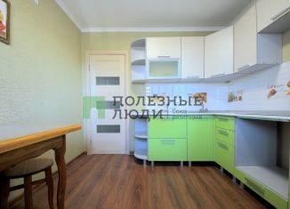 Продам 1-ком. квартиру, 42 м2, Саратов, улица имени Ю.И. Менякина, 8, Волжский район