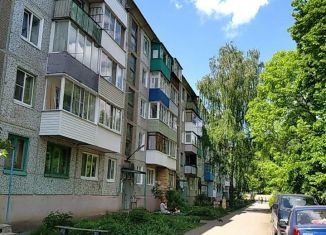 Продается двухкомнатная квартира, 43.7 м2, посёлок городского типа Грицовский, Первомайская улица, 12