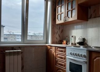 Продам 3-ком. квартиру, 48 м2, Кемерово, Волгоградская улица, 24Б