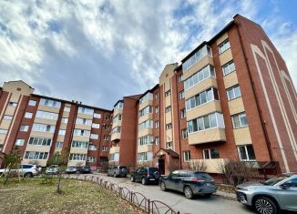 Продается трехкомнатная квартира, 72 м2, Минусинск, улица Кретова, 16В