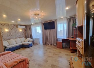 Сдам трехкомнатную квартиру, 78 м2, Хабаровск, улица Ким Ю Чена, 30