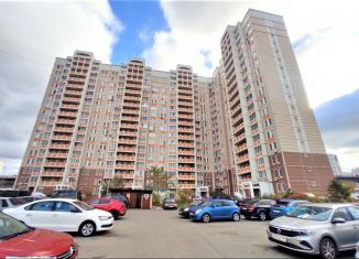 Продается 1-ком. квартира, 39 м2, Москва, ЮВАО, проспект Защитников Москвы, 1