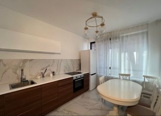 Сдаю 2-ком. квартиру, 60 м2, Москва, Каширское шоссе, 65к2, ЖК Ясный