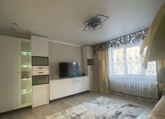 Сдается двухкомнатная квартира, 54 м2, Ачинск, 5-й микрорайон, 31