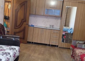 Сдается в аренду 1-комнатная квартира, 37 м2, Таганрог, улица Сызранова, 26