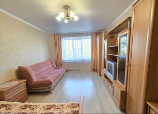 Сдается в аренду 1-ком. квартира, 44 м2, Пятигорск, Ессентукская улица, 72