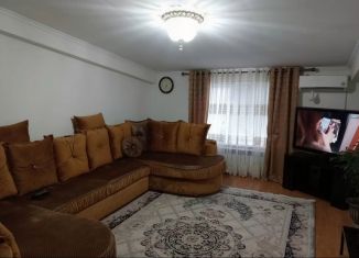 Продам 3-комнатную квартиру, 90 м2, Махачкала, проспект Казбекова, 45