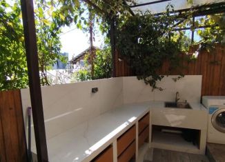 Сдача в аренду двухкомнатной квартиры, 48 м2, Сочи, Красная улица, 11, микрорайон Центральный