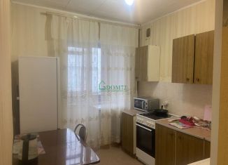 Сдача в аренду 1-ком. квартиры, 36 м2, Тобольск, 9-й микрорайон, 3А