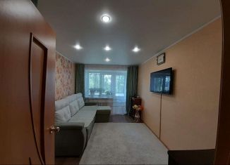 Продам 3-комнатную квартиру, 55 м2, Бугульма, улица Николая Гоголя, 65