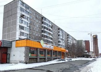 Продается трехкомнатная квартира, 58.4 м2, Екатеринбург, метро Геологическая, улица Щорса, 30