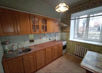 Продам 2-ком. квартиру, 38.5 м2, Лакинск, Спортивная улица, 19