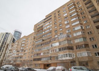 Продажа 3-ком. квартиры, 85.5 м2, Екатеринбург, улица Маршала Жукова, 10