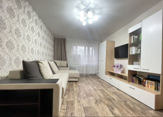 Продается 2-ком. квартира, 50 м2, Татарстан, улица Сафиуллина, 17