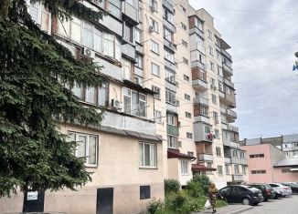 Продаю 1-ком. квартиру, 30 м2, Нальчик, район Телемеханика, улица Идарова, 2А