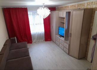 Сдается в аренду 1-ком. квартира, 38.5 м2, Брянск, улица Мичурина, 6