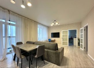 Продаю 2-ком. квартиру, 65 м2, Красноярский край, улица Авиаторов, 4В