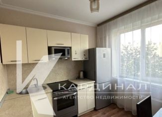 Сдается в аренду 2-комнатная квартира, 54 м2, Старый Оскол, микрорайон Восточный, 1Б