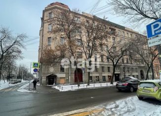 Продаю квартиру студию, 12 м2, Санкт-Петербург, 14-я линия Васильевского острова, 11/38, Василеостровский район