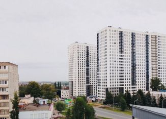 Продаю 3-ком. квартиру, 70 м2, Уфа, улица Уфимское Шоссе, 25, Орджоникидзевский район