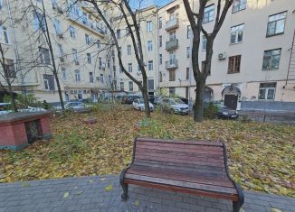 Продам квартиру студию, 12 м2, Москва, Краснопролетарская улица, 8с1