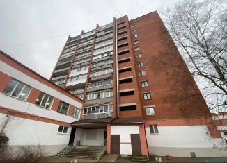 Продам 2-комнатную квартиру, 49 м2, Великий Новгород, улица Ломоносова, 15